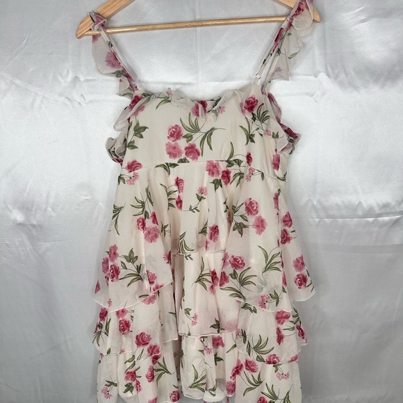 NWOT Wild Fable Floral Tiered Lined Mini Dress Adjustable Straps Size Medium - Picture 6 of 9